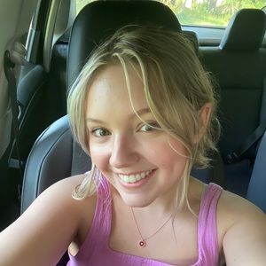 Meet your Posher, Megan